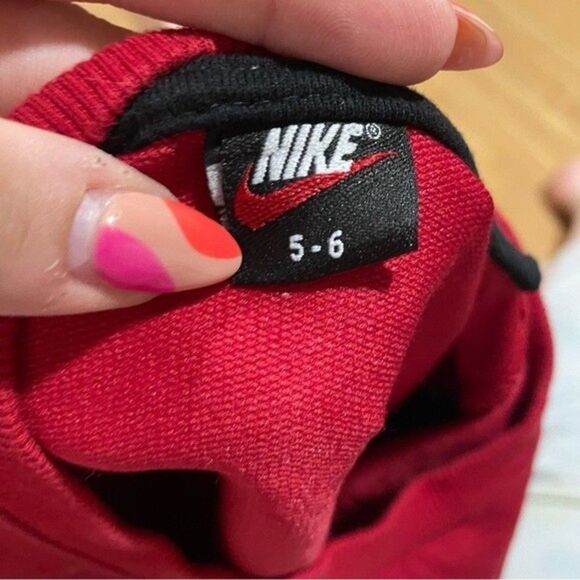 Nike Just Do It Red & Black Crewneck Sweatshirt - Picture 3 of 3